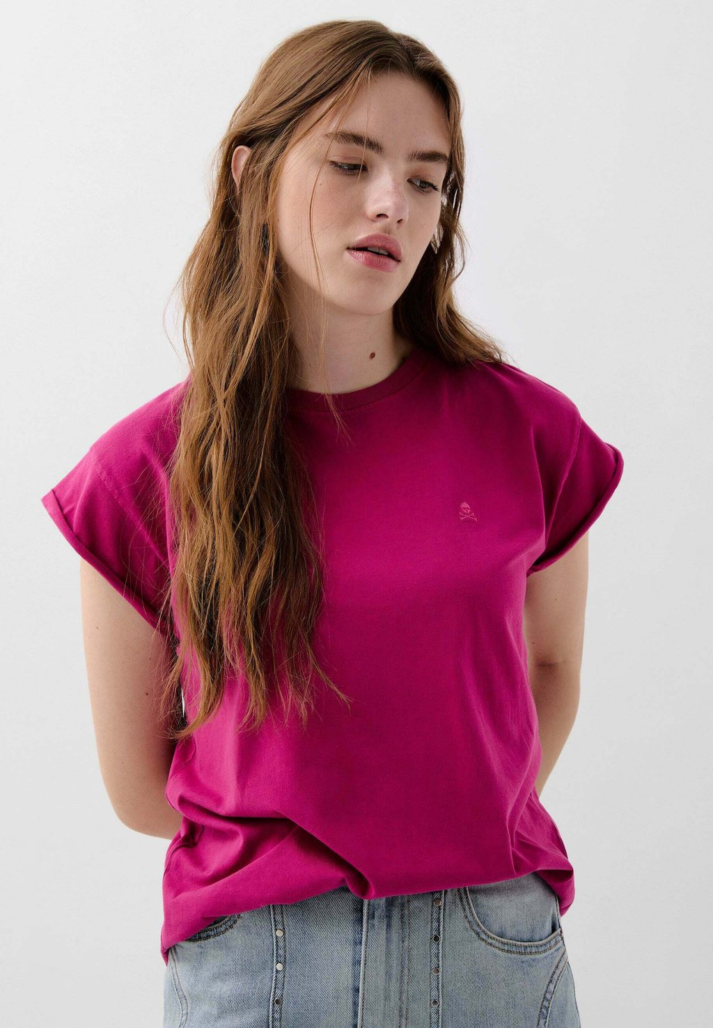 

Базовая футболка SKULL TEE Scalpers, бургундия
