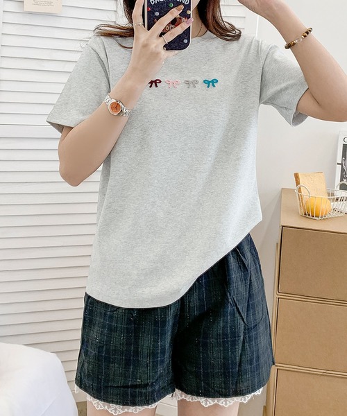 

Футболка с вышивкой Aimoha