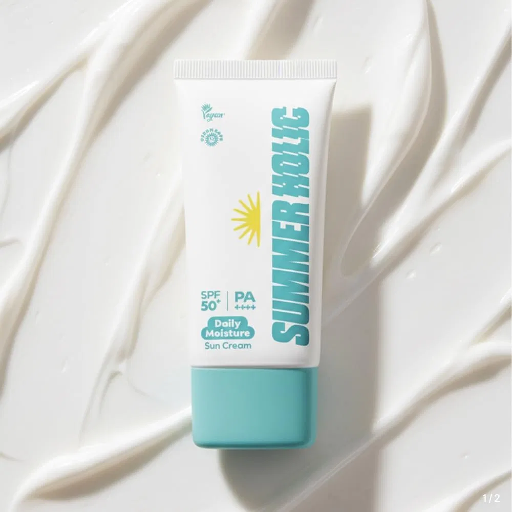 Солнцезащитный крем для лица Daily Moisture Sun Cream SPF50+ PA+++, SU ммER HOLIC, 50 мл, бесцветный Summer Holic