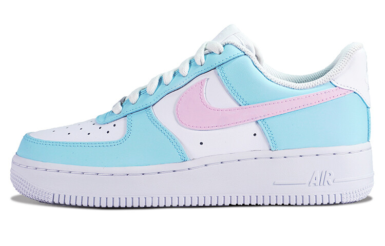

Женские кроссовки для скейтбординга Nike Air Force 1, Light Blue