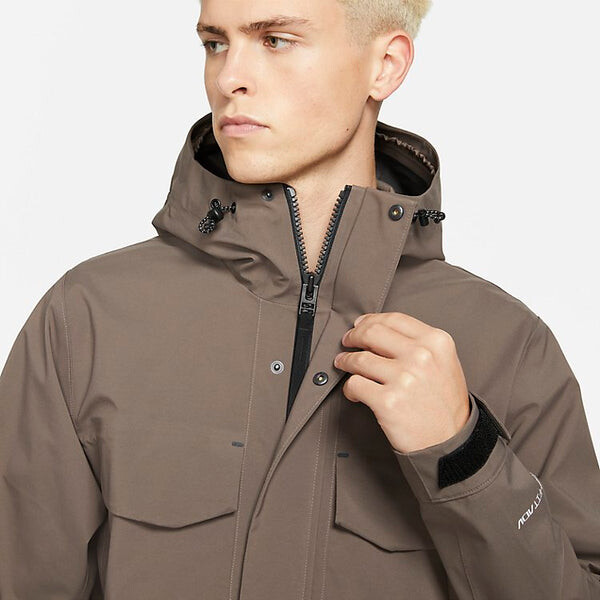 Куртка Nike Sportswear Storm-Fit ADV M65 Shell Jacket 'Ironstone', цвет ironstone/ black — фото 3