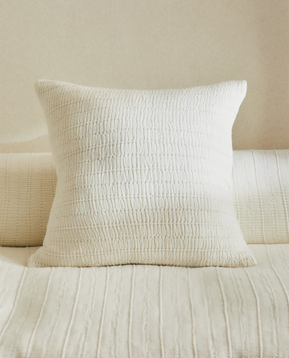 

Детский текстурированный чехол на подушку Zara Home, цвет Oyster White