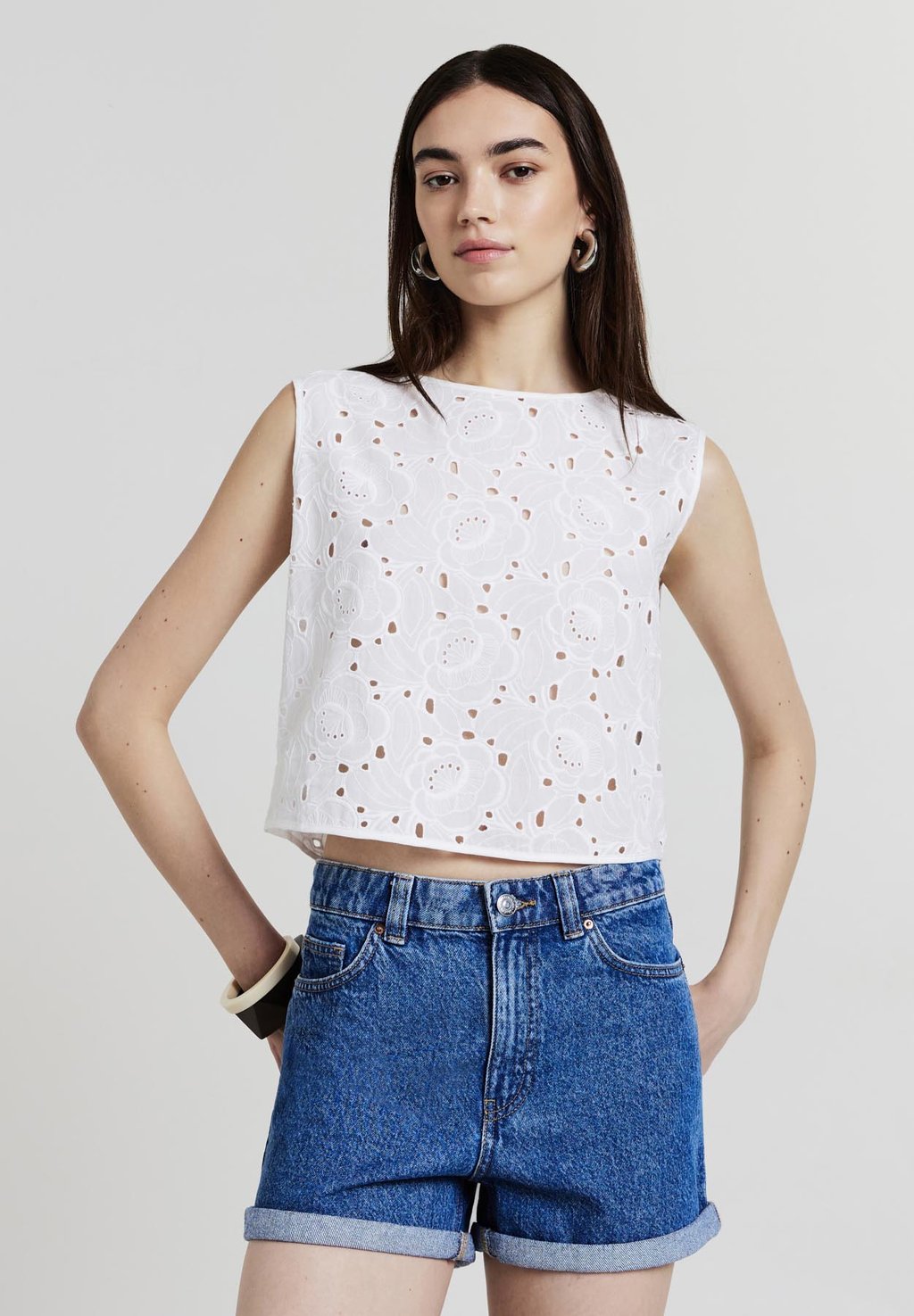 

Джинсовые шорты MED MOM RISVOLTO Calliope, цвет Blu Denim Medio