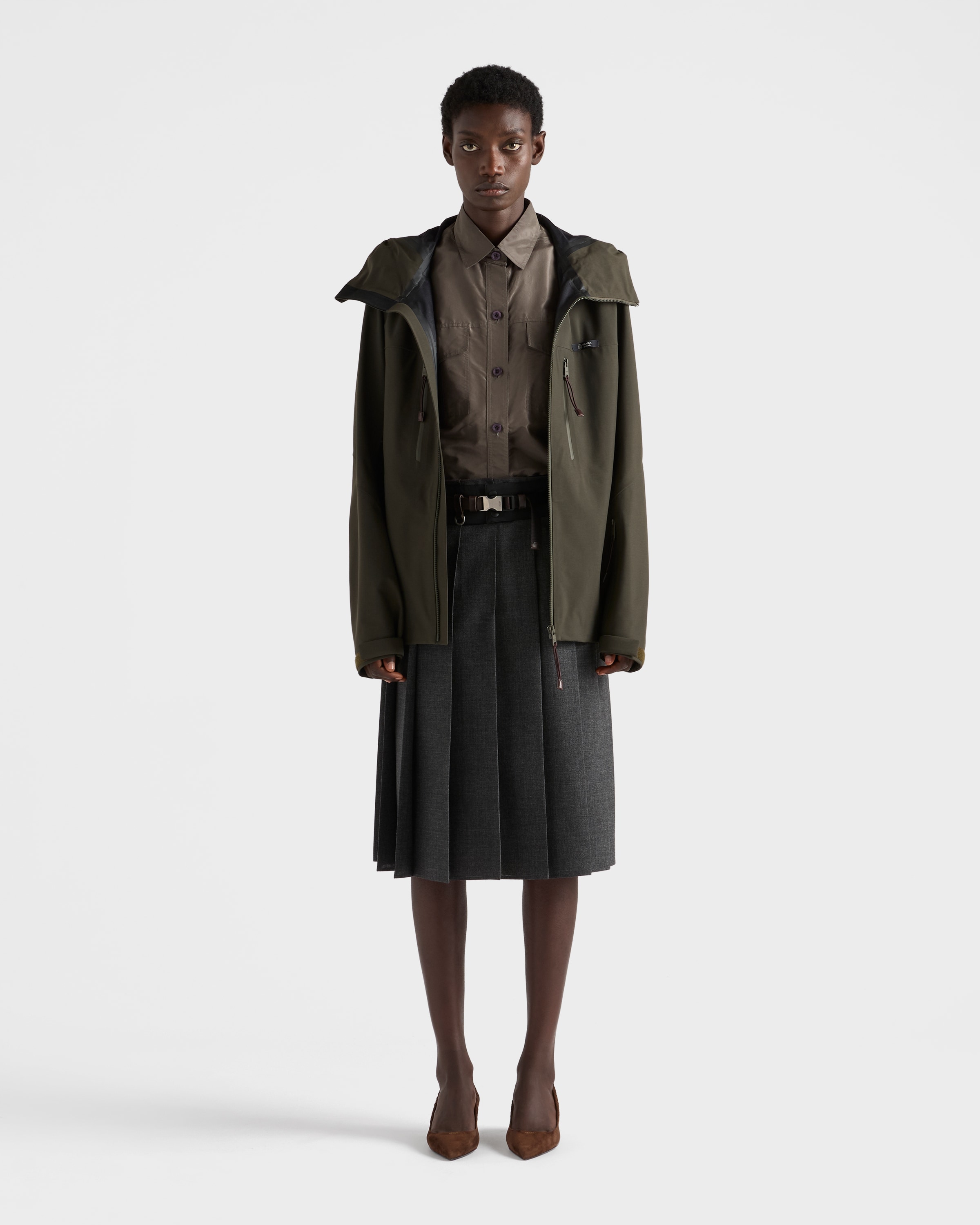 Плиссированная юбка из хопсака и технической ткани Prada, грифельно-серый — фото 2