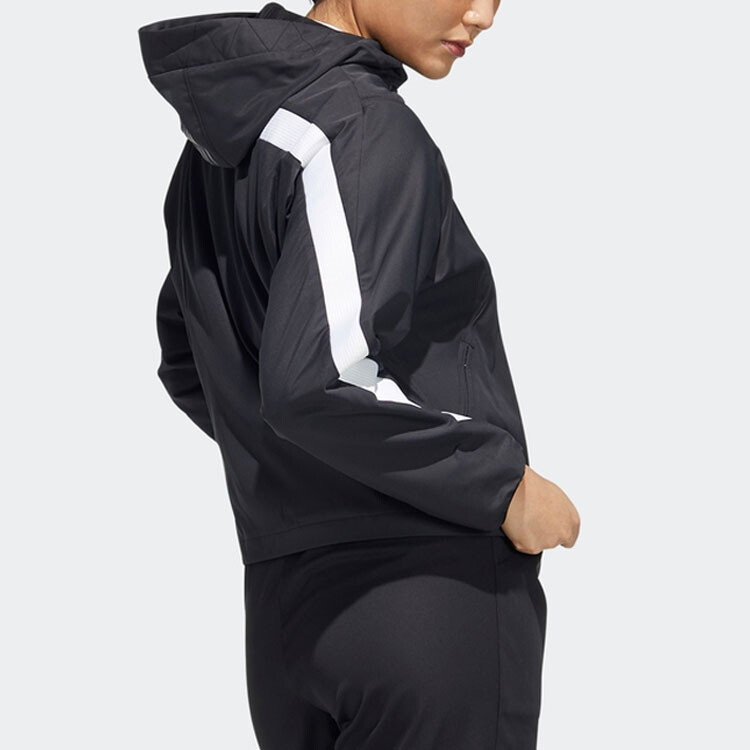 Женская спортивная куртка с капюшоном черного цвета Adidas — фото 4