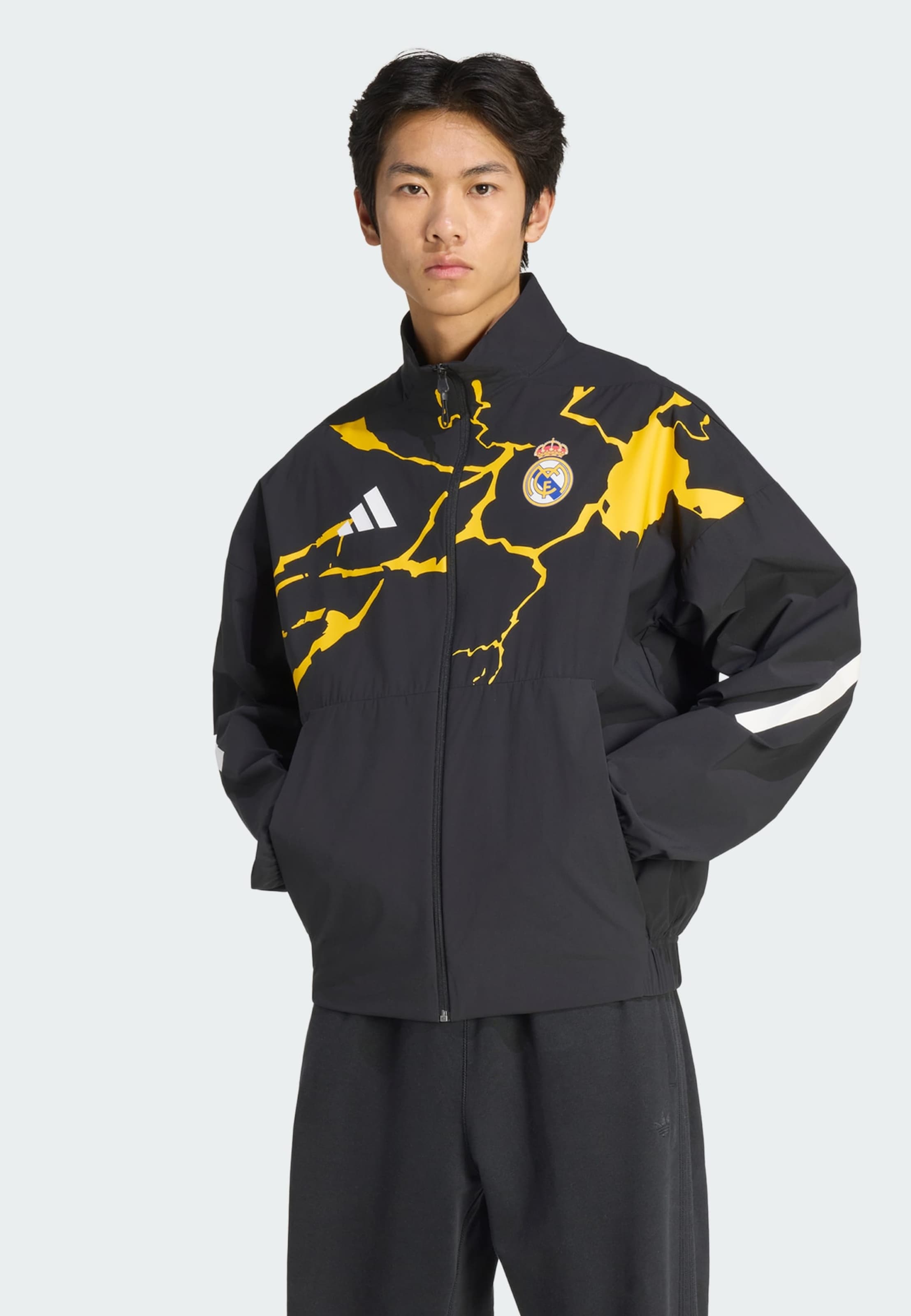Adidas Performance Спортивная куртка 'Real Madrid Avengers Z.N.E. Anthem' в черном цвете — фото 2