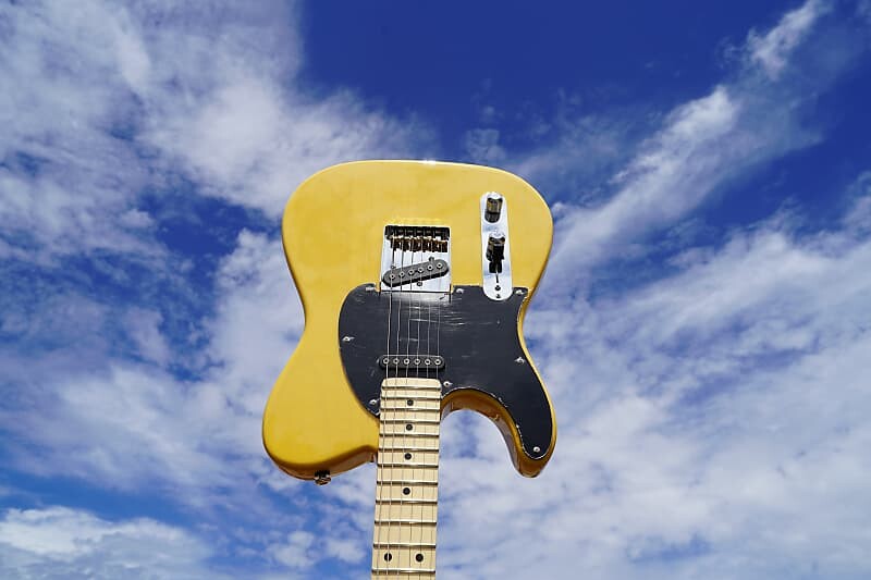 

Электрогитара G&L USA ASAT Classic Butterscotch Blonde