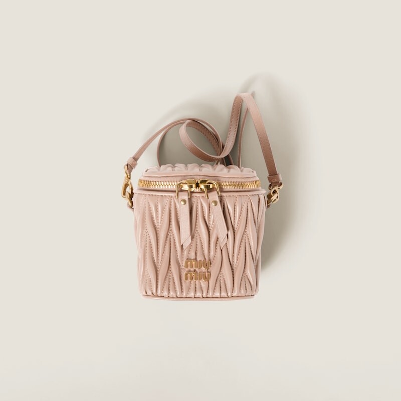 

Стеганая микросумка из кожи наппа Miu Miu, розовый
