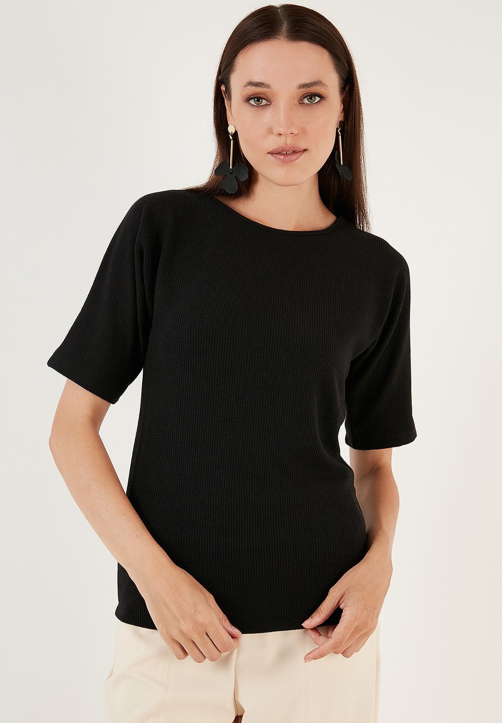 

Футболка базовая REGULAR FIT LELA, цвет black