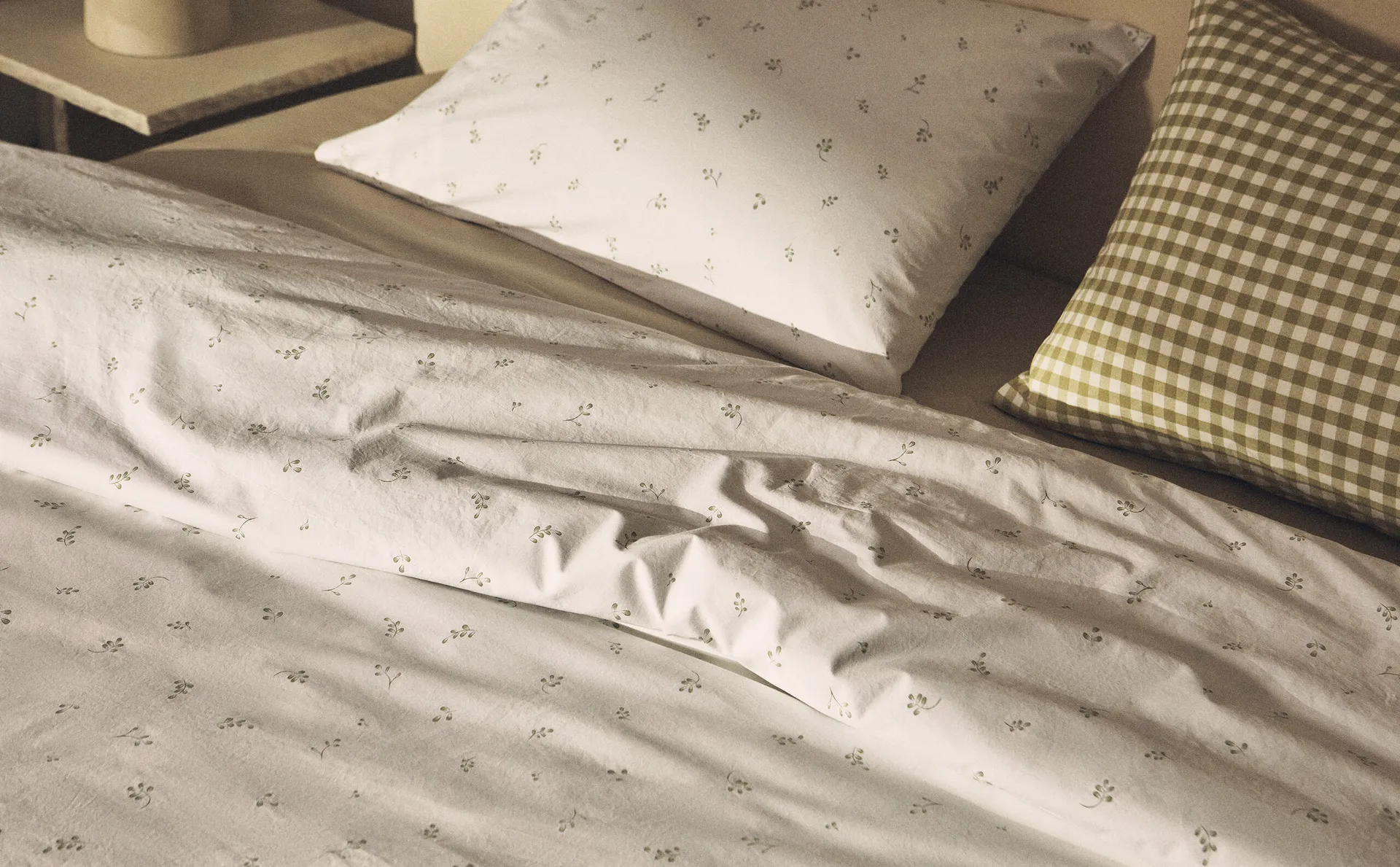 

Пододеяльник с принтом листьев Zara Home, цвет Oyster White