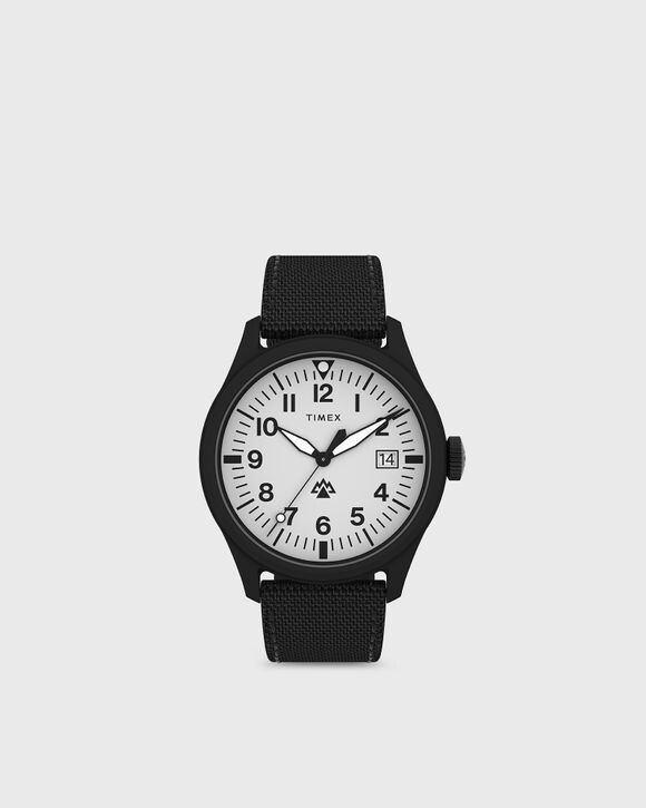 

Часы Timex Expedition North Traprock, цвет white dial/black strap