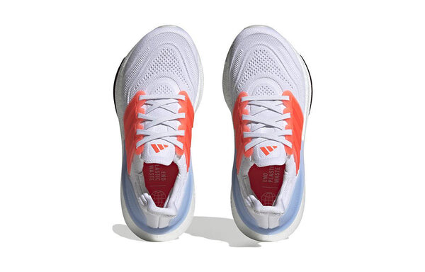 Кроссовки ультрабуст лайт Adidas, белый — фото 4