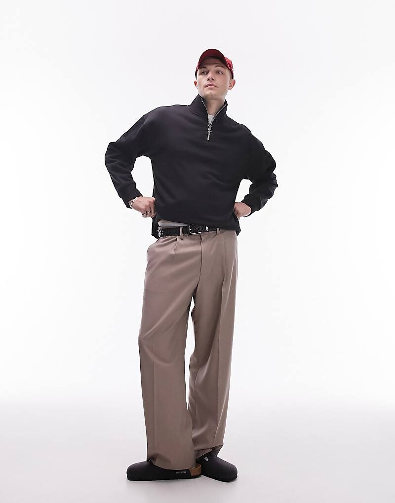 

Topman Premium – черная плотная толстовка свободного кроя с молнией на шее