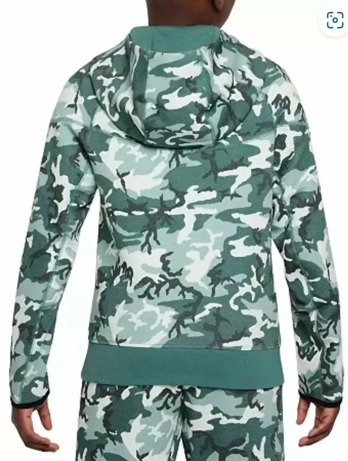 Nike Детская толстовка на молнии с капюшоном из технологичного флиса, камуфляжная расцветка, зеленого цвета — фото 2