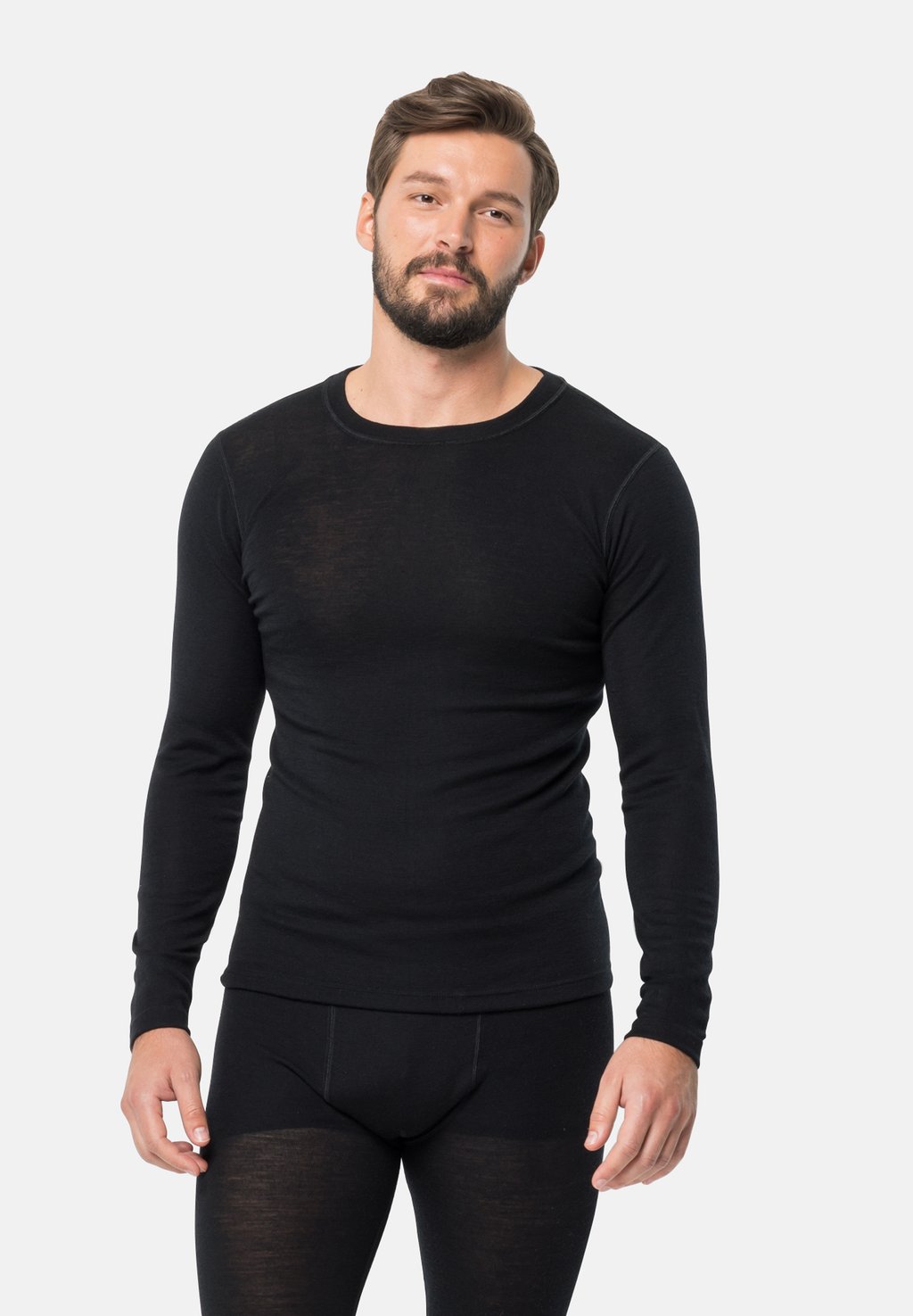

Лонгслив Jack Wolfskin, черный
