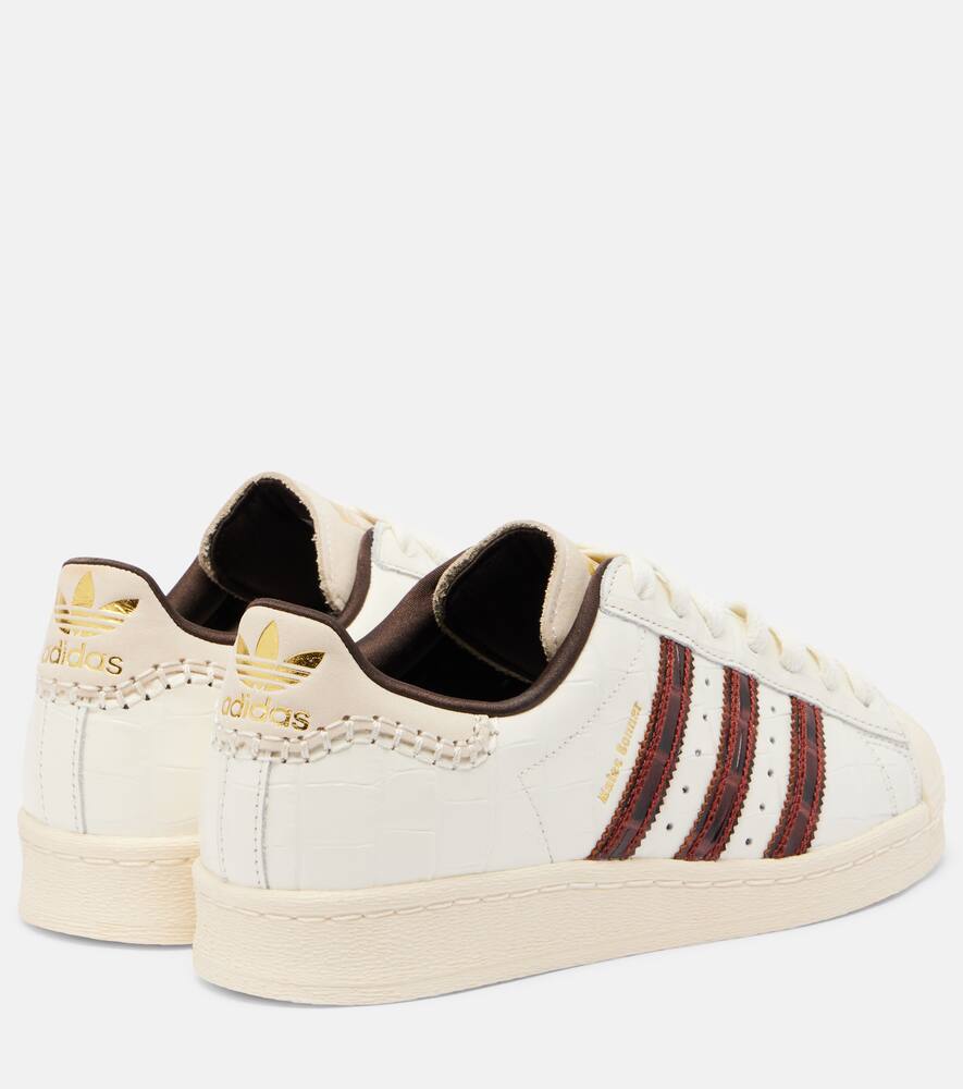 Кроссовки Wales Bonner Superstar из кожи с эффектом крокодила Adidas, Fox Brown, Wonder White — фото 2