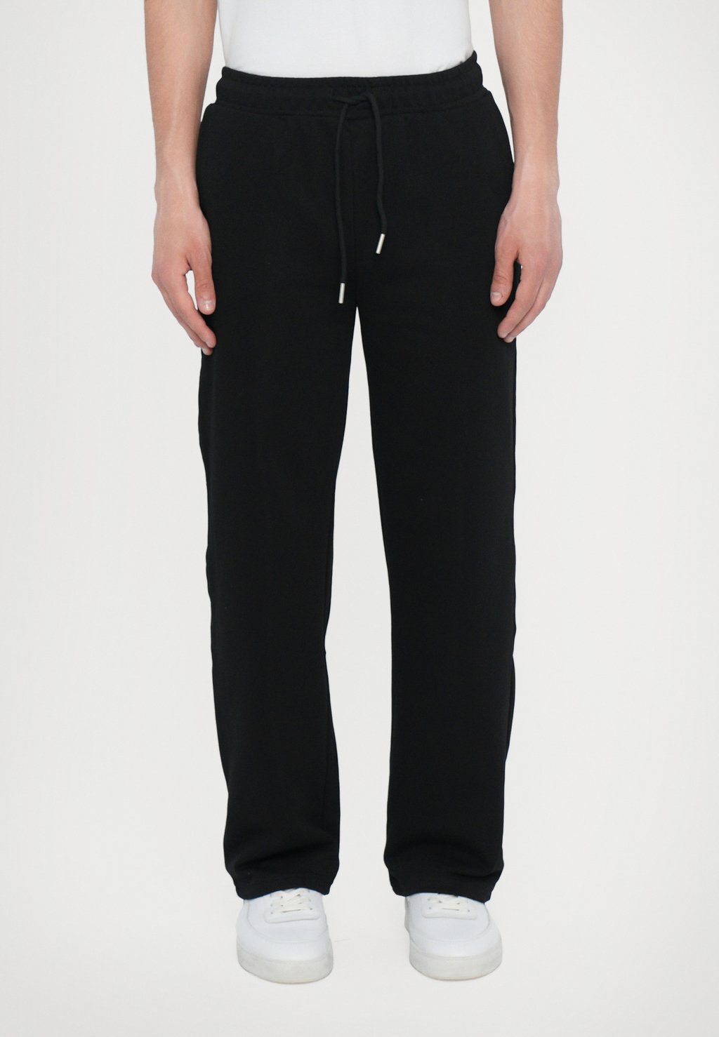 

Спортивные штаны Essential Collective, черный