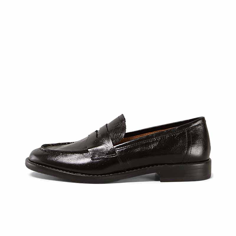 SHOEMAKER QUEEN Лоферы женские черные