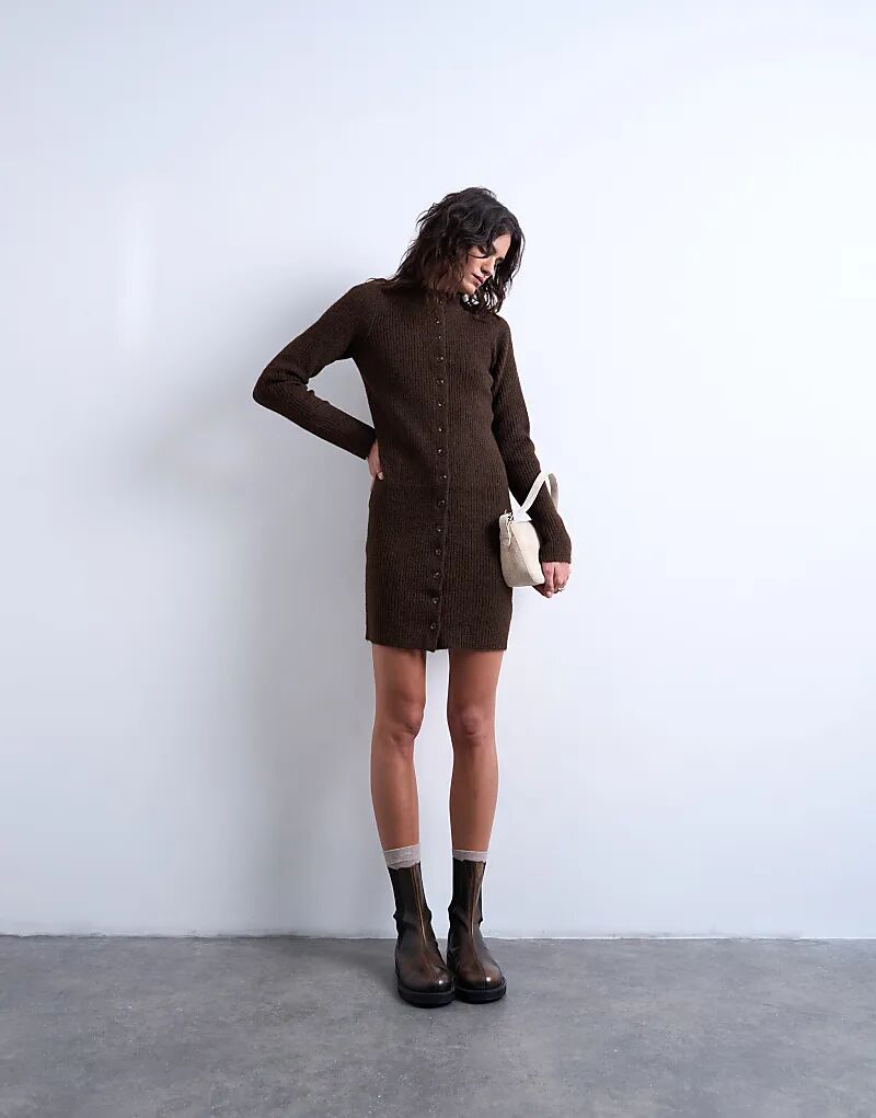 

Трикотажное мини-платье Topshop с круглым вырезом на пуговицах шоколадного цвета