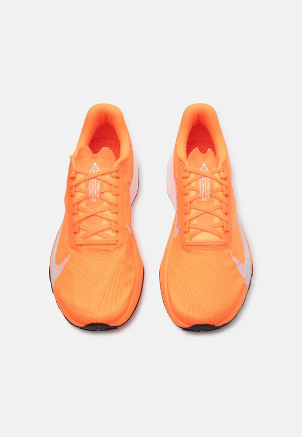 Кроссовки для трейлраннинга acg ultrafly Nike Acg, Hyper Crimson/White/Total Orange/Vivid Purple/Black — фото 4