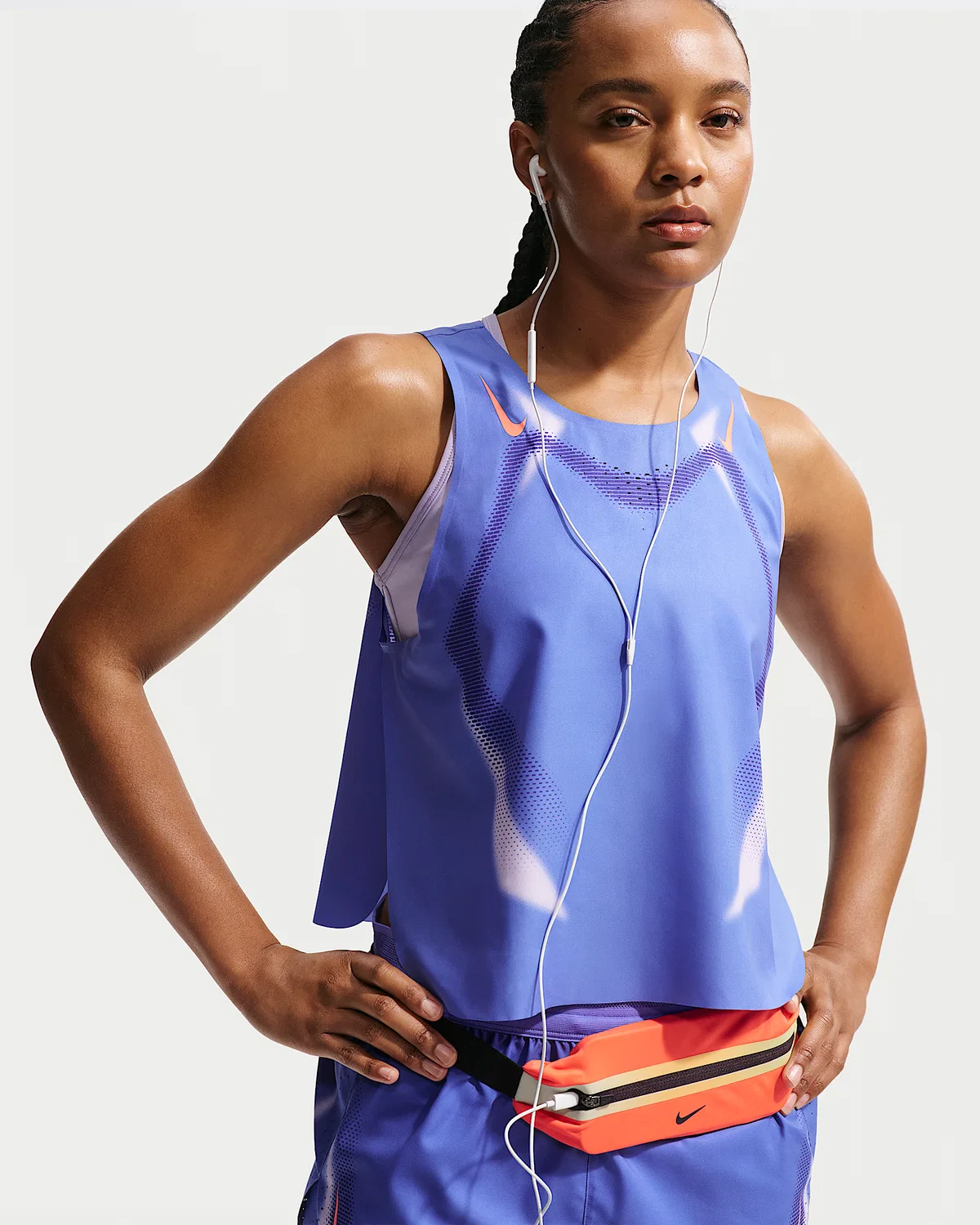 Женский укороченный топ для бега Nike AeroSwift Dri-FIT ADV, Sapphire/Hot Lava/Hot Lava