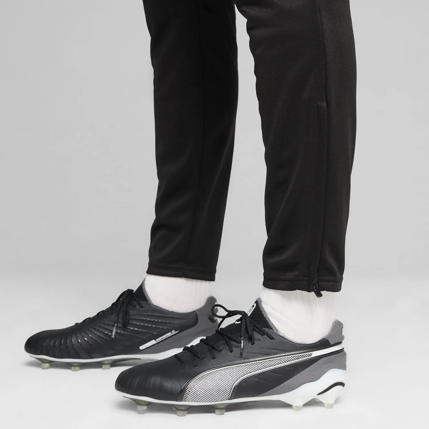 Женские спортивные кроссовки PUMA King Ultimate Fg/Ag WN, 3-Black — фото 3