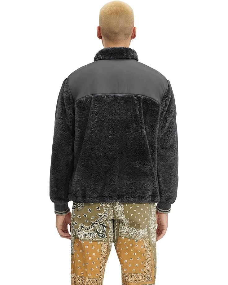 

Куртка UGG Landyn Sporty Sherpa Jacket, цвет Coal/Tumbleweed