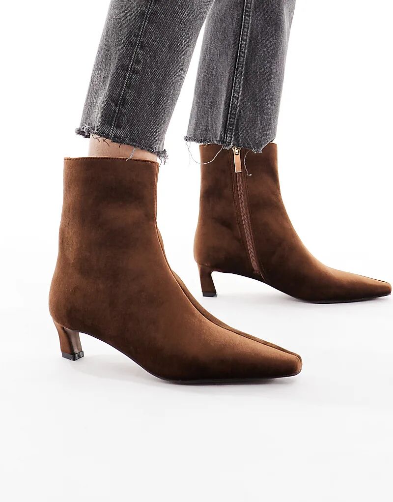 Ботильоны Schuh на каблуке-рюмочке из коричневого бархата