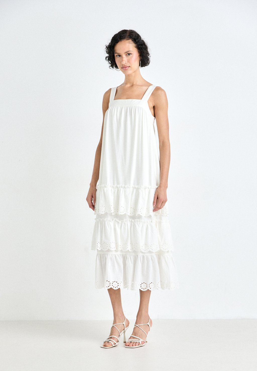 

Повседневное платье VMPEACH DRESS Vero Moda, кремовый