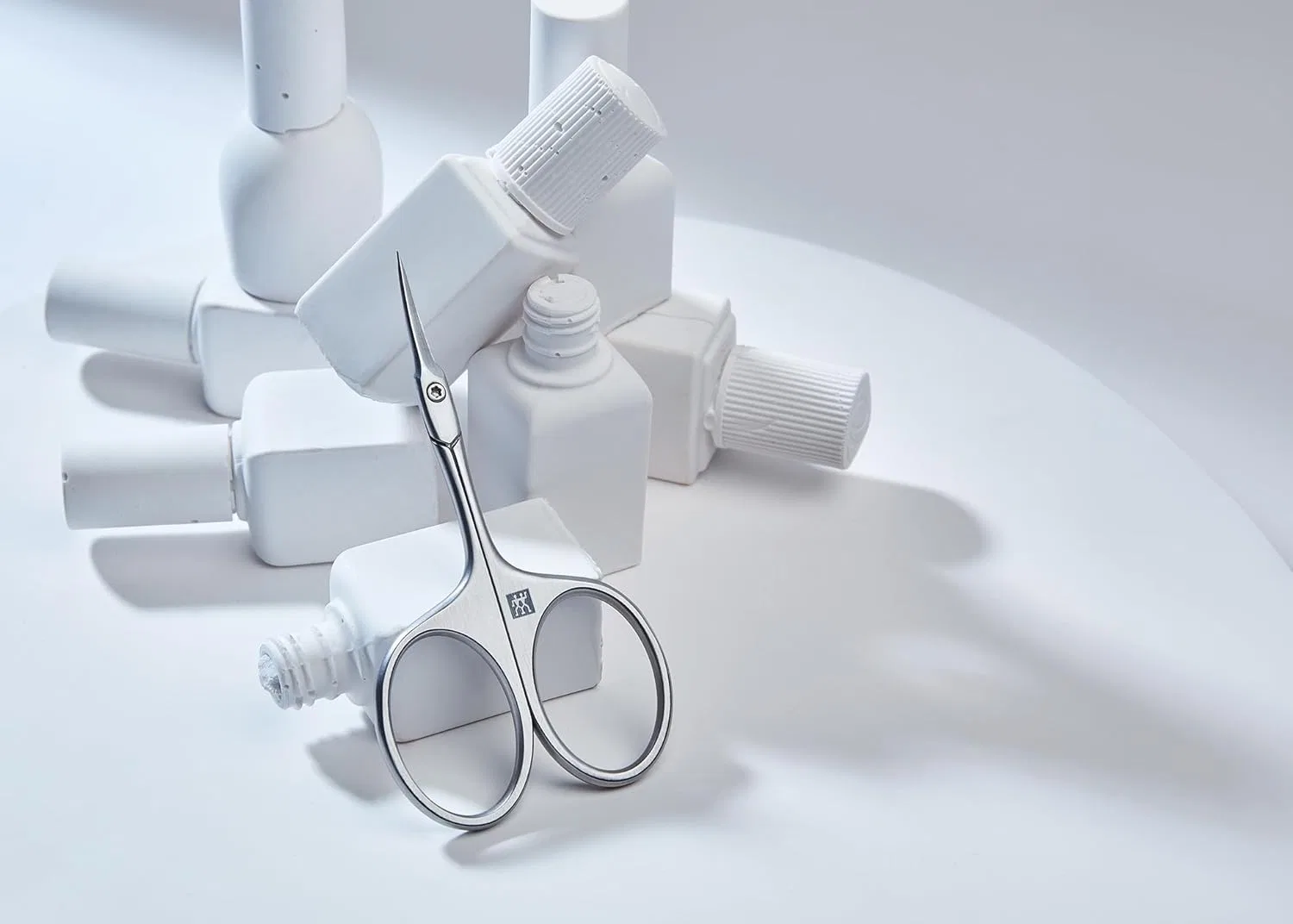Маникюрные ножницы с изогнутым кончиком 90 мм от ZWILLING Zwilling, Silver — фото 3