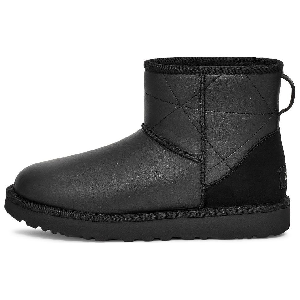 Ботинки короткие UGG зимние, черный