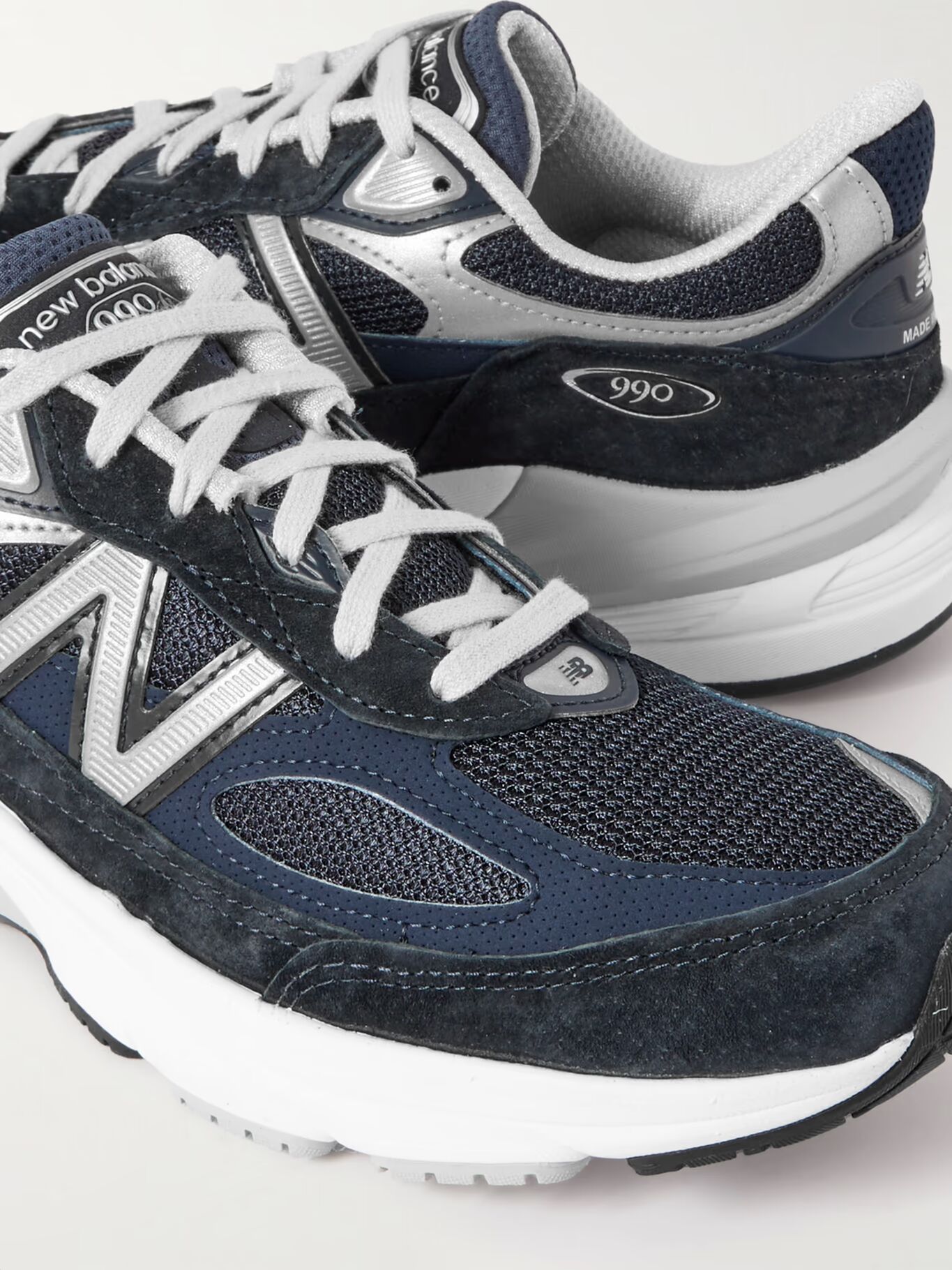 

990v6 Кроссовки из замши и сетки с кожаной отделкой NEW BALANCE, темно-синий