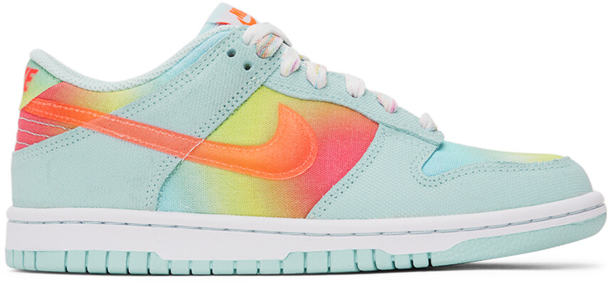 

Детские синие и разноцветные кроссовки Dunk Low Big Kids Nike