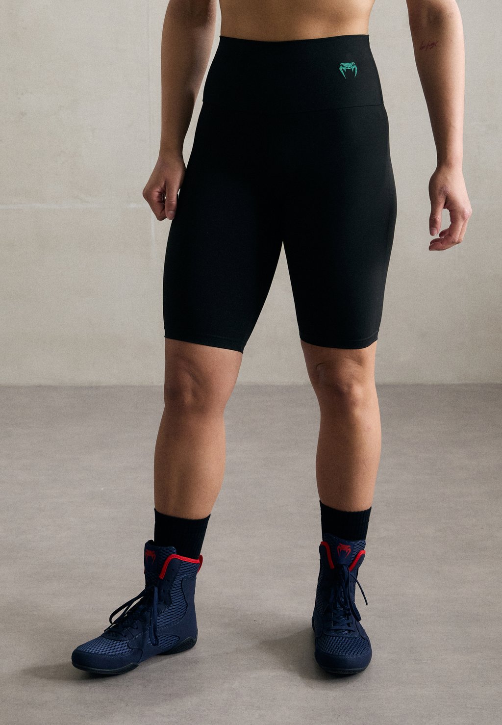 

Леггинсы BOXING CLASSIC COMPRESSION SHORTS Venum, черный