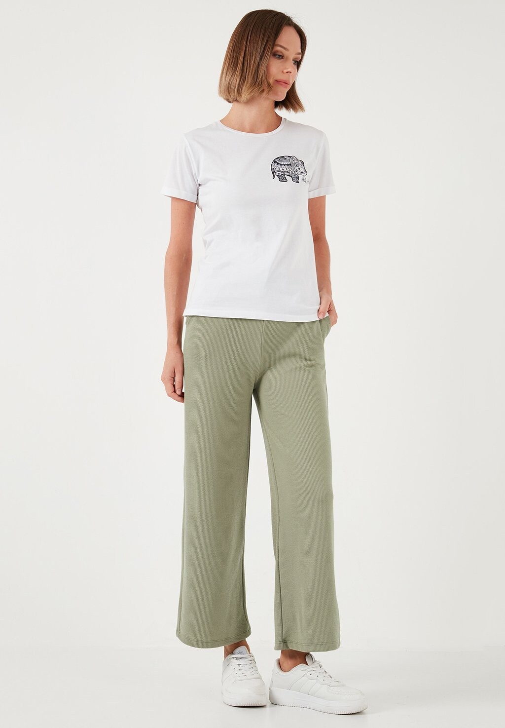 

Спортивные брюки REGULAR FIT LELA, оливковый