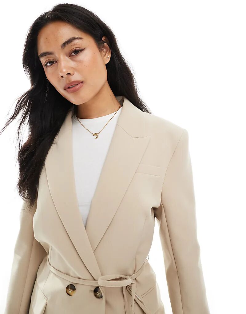 

Блейзер ASOS DESIGN с завязкой на талии цвета верблюжьей шерсти