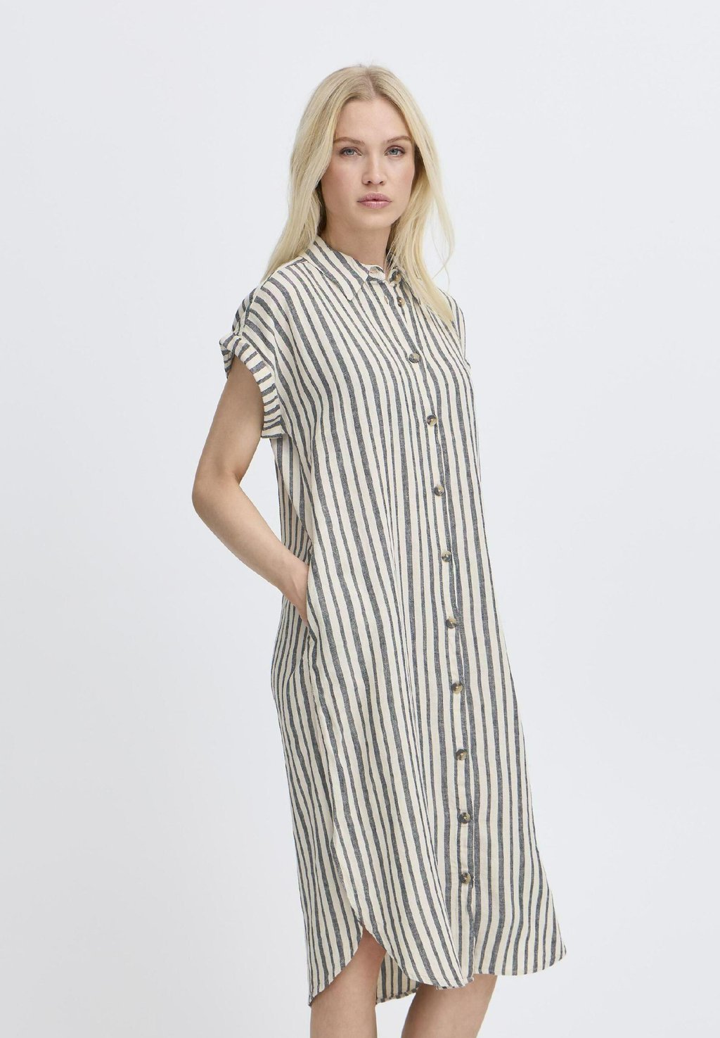 

Платье-рубашка BYAlakka b.young by Zalando, цвет Rainy Day Stripe Mix