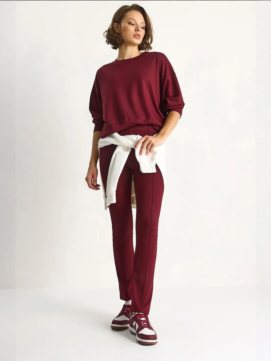 

Спортивный костюм Bianco Lucci, рубиново-красный