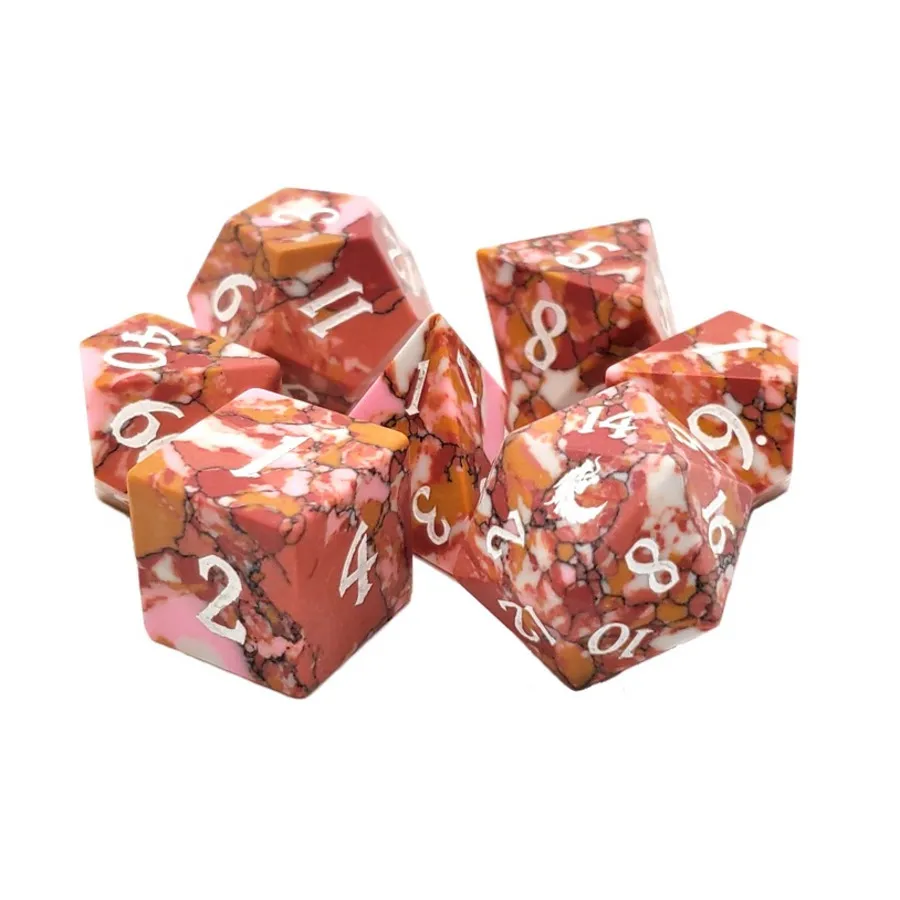 

Набор Poly — бирюзовый — оранжевый, красный, розовый и белый с белым (7), Gemstone Dice (Old School Dice & Accessories)