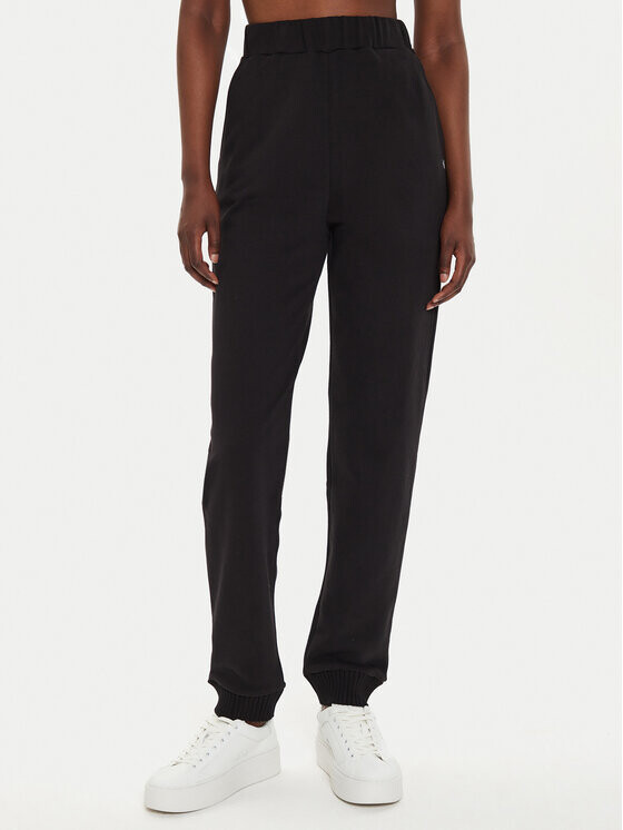 

Спортивные брюки regular fit Calvin Klein, черный