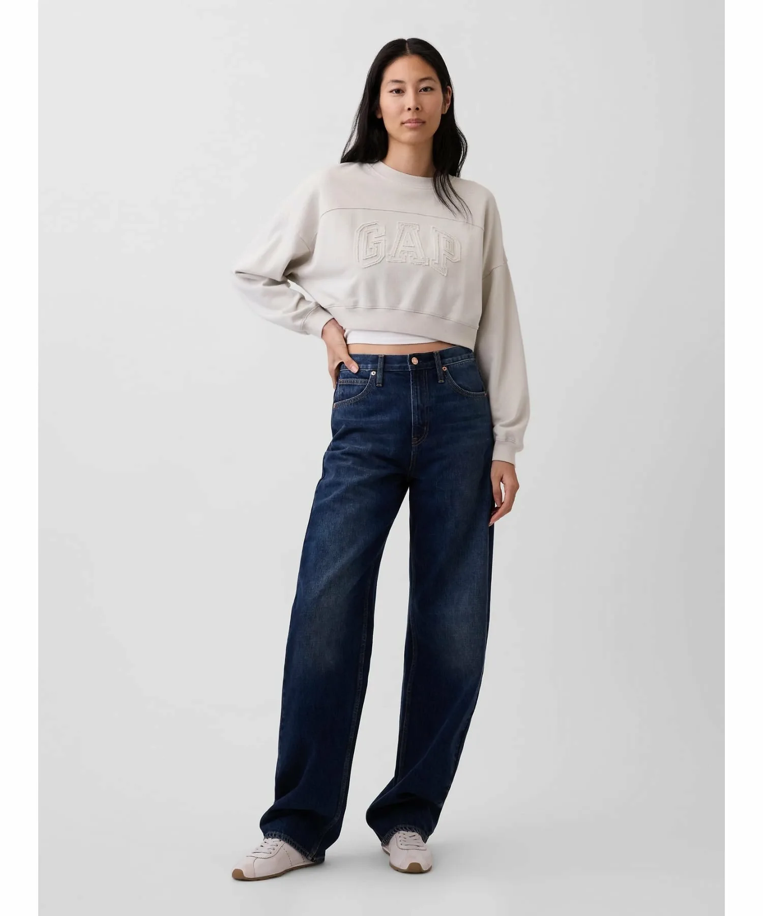 (W) Укороченная толстовка оверсайз с логотипом GAP из французской махровой ткани, REGULAR_GREY — фото 4