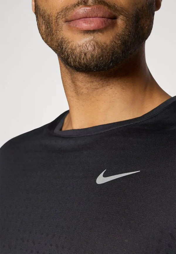 Спортивная футболка Nike Performance, Black — фото 4