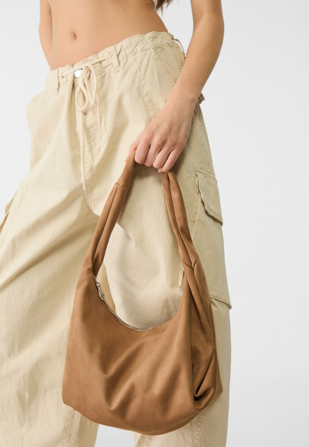 

Сумка SHOULDER WITH STRAP DETAIL Stradivarius, цвет Mottled Brown