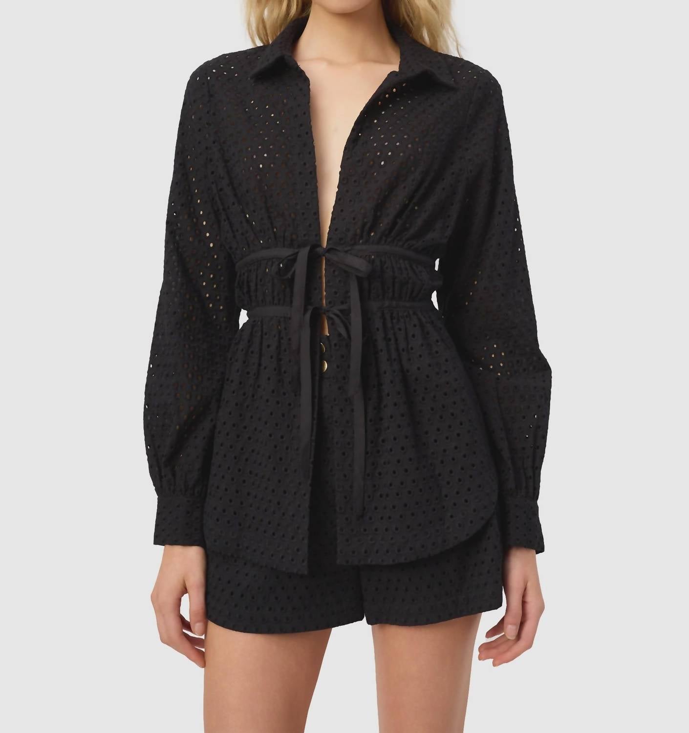 

Топ Stefania с кружевными вставками и завязками на талии в черном цвете Cami NYC