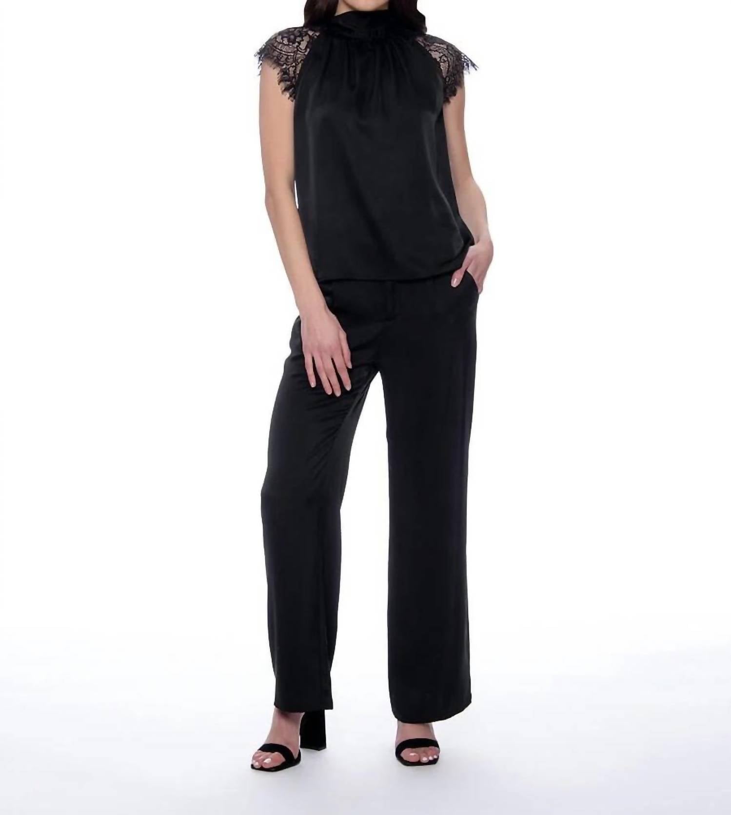 

Черный шелковый комплект топ и брюки Gracia