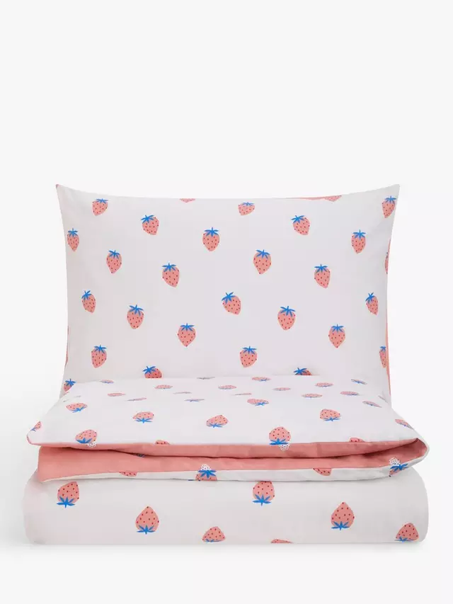 

Комплект из пододеяльников и наволочки John Lewis ANYDAY Easy Care Strawberry Print Reversible