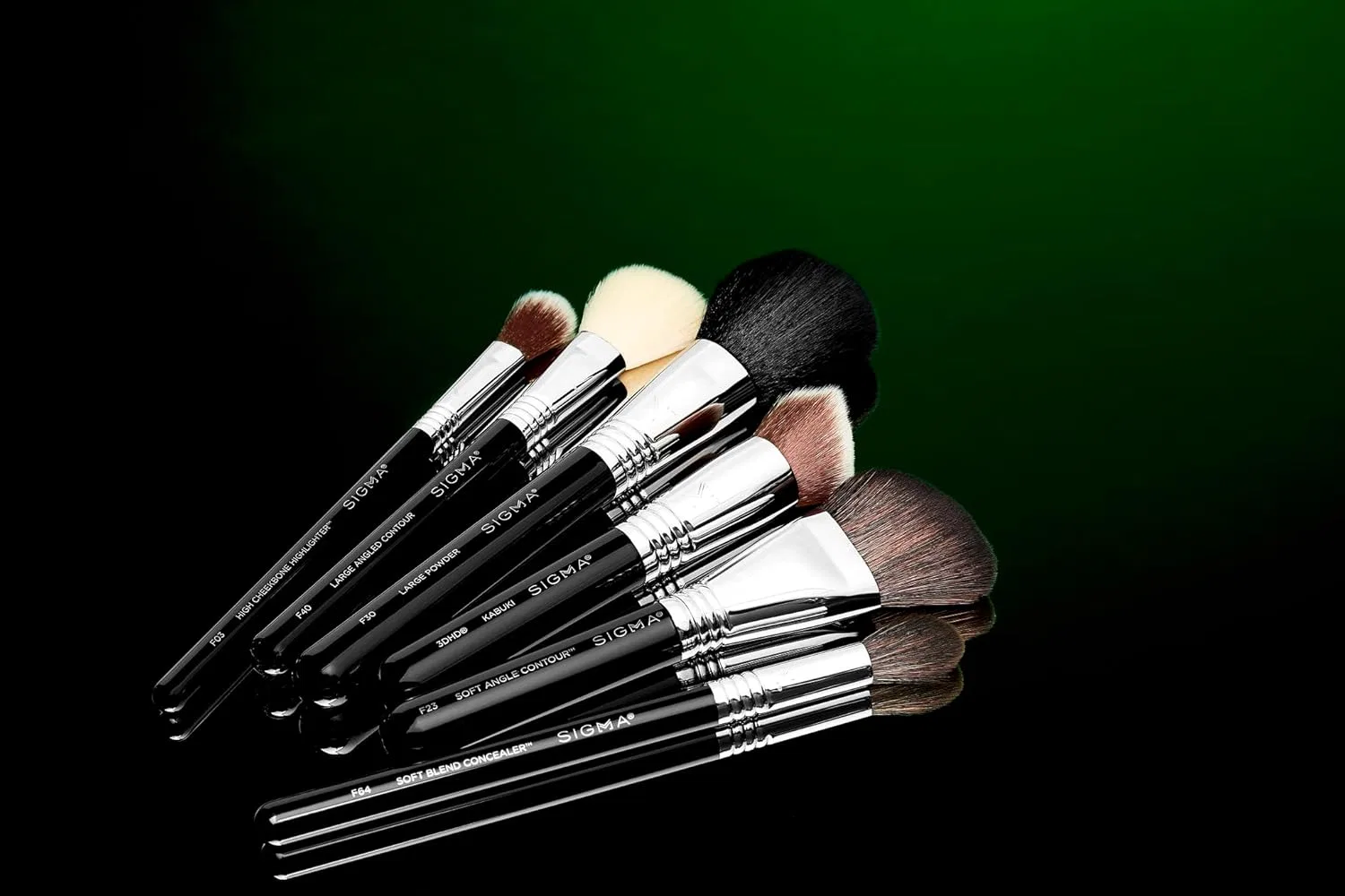 Кисть для контуринга Sigma Beauty F23 Soft Angled Contour, черный — фото 4