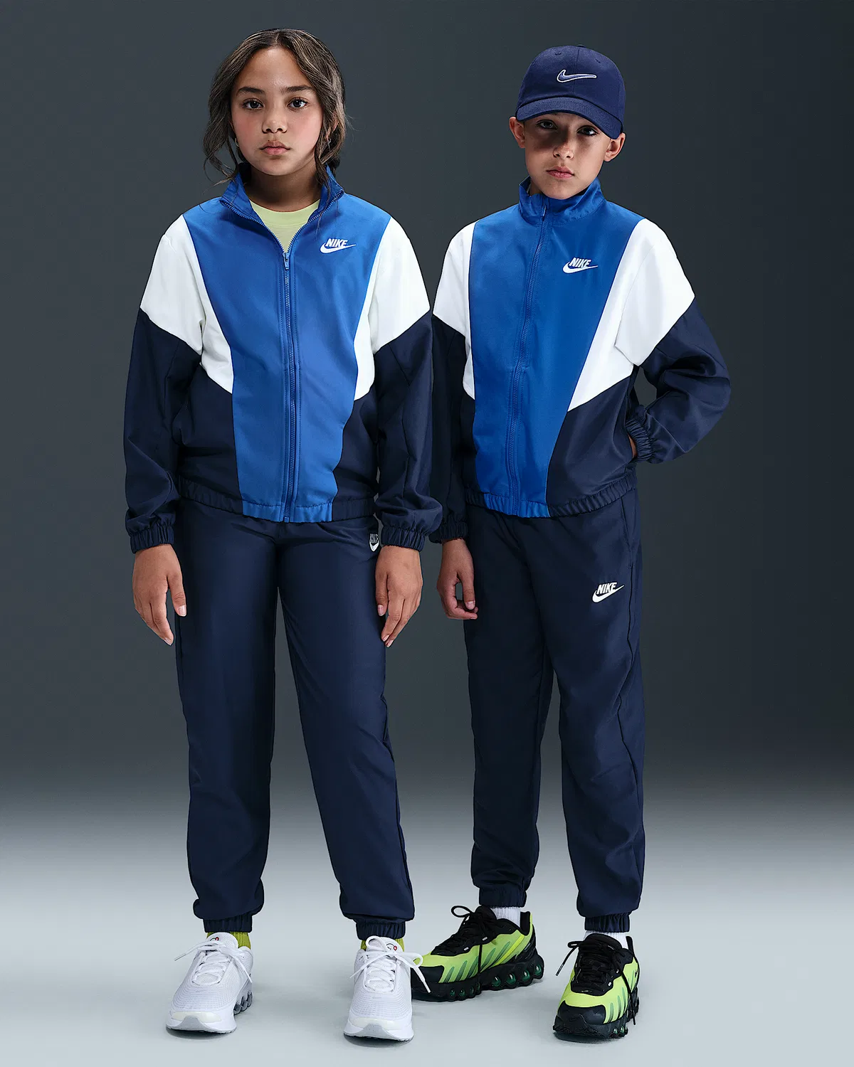 Детский спортивный костюм Nike Sportswear, Midnight Navy/Game Royal/White/White