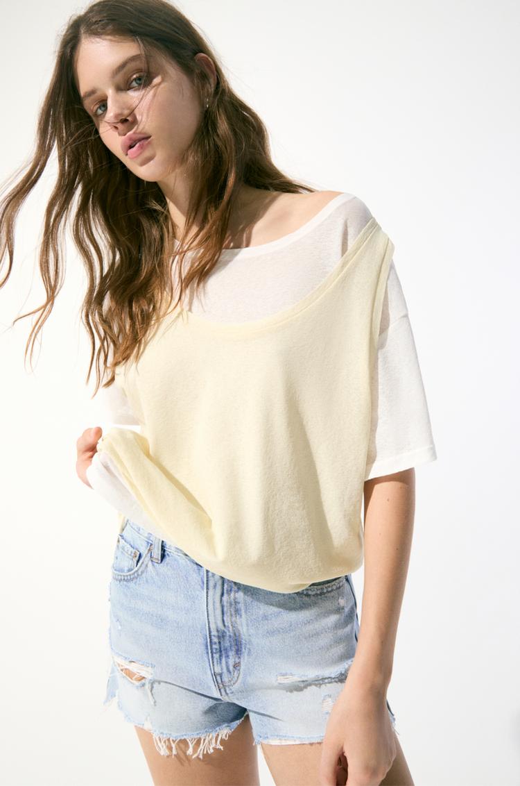 

Джинсовые шорты с необработанными краями Pull And Bear, голубой