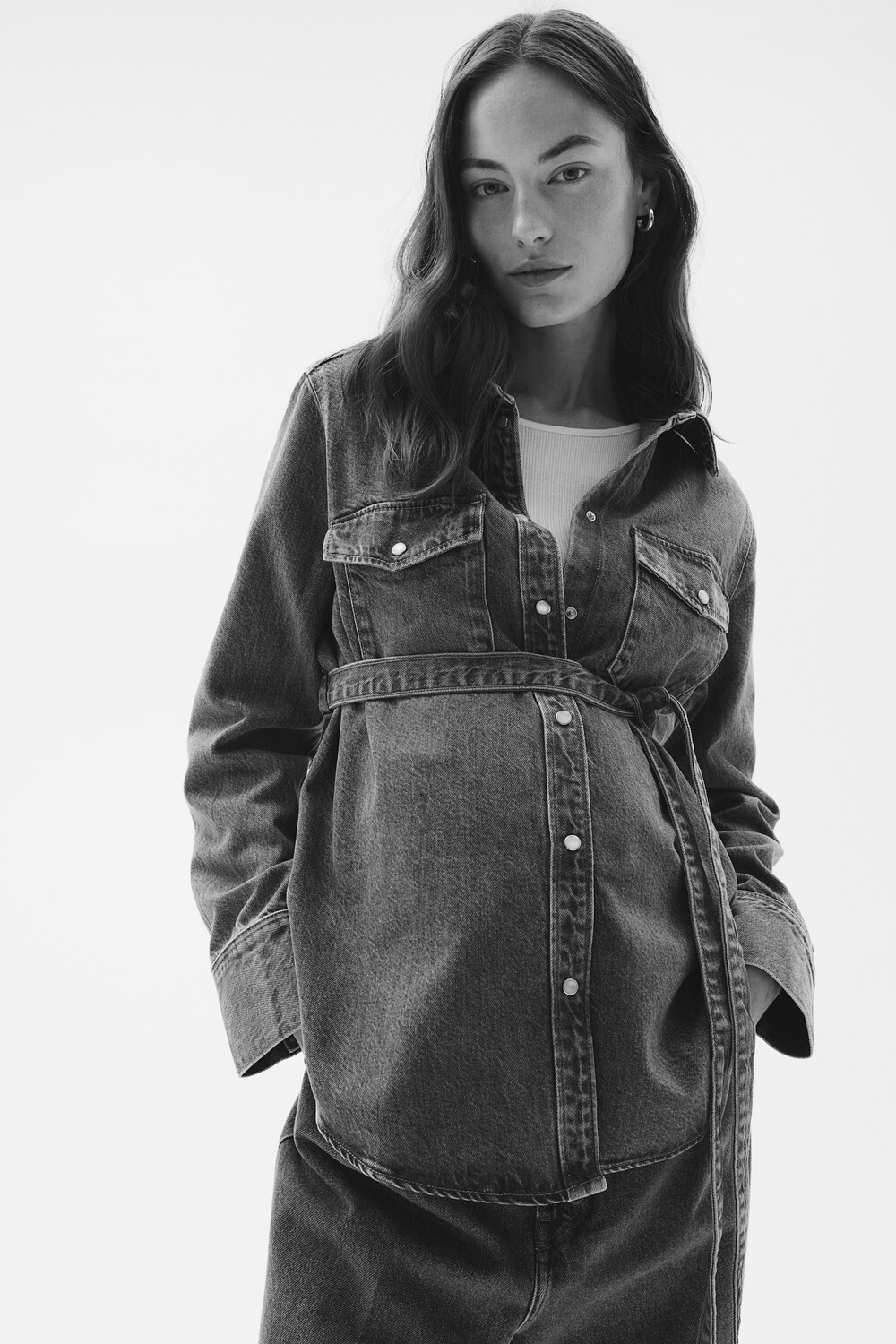 

Джинсовая блузка Mama с завязками H&M, синий